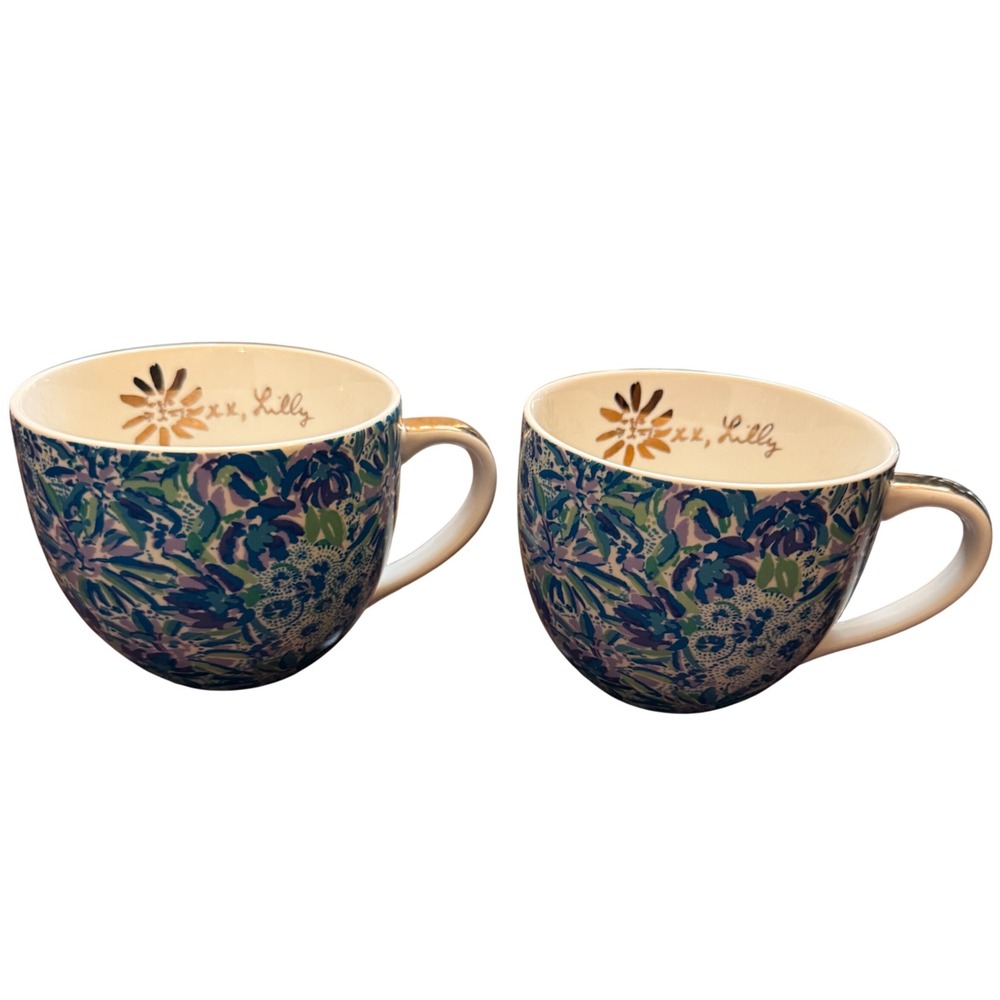 Lot Of 2 Lilly Pulitzer Coffee MUG 14 oz Hidden Lion‎ Face Floral Blue Cottage